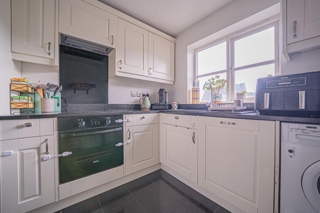 Additional image 3 of Thistlewood Grove, Chadwick End, B93