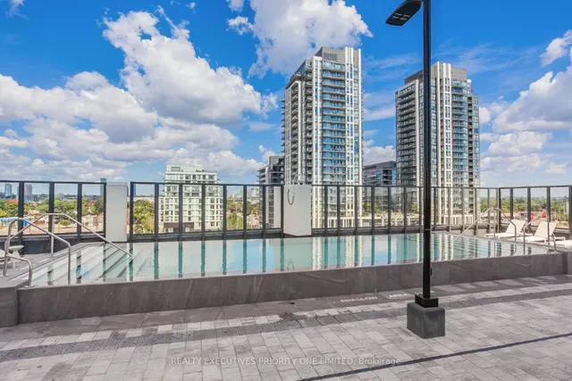 Additional image 29 of 36 Zorra St Unit 405