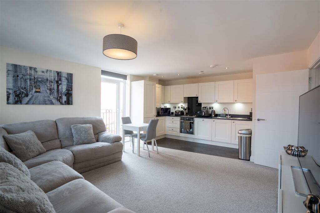 Additional image 6 of Waddeson House, 10-12 Gorcott Lane, Solihull