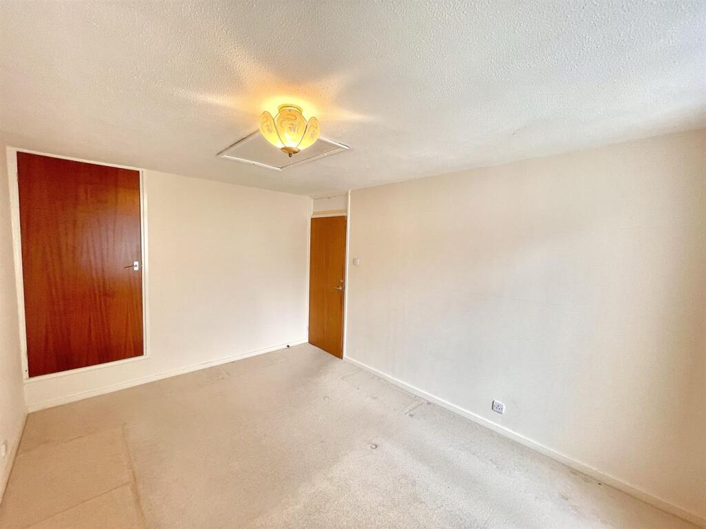 Additional image 5 of Eathorpe Close, Redditch