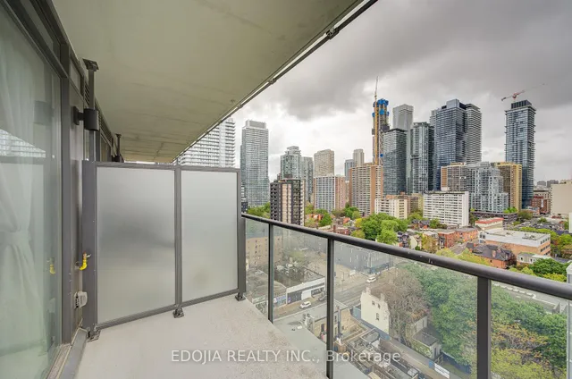 Additional image 19 of 81 Wellesley St Unit 1407