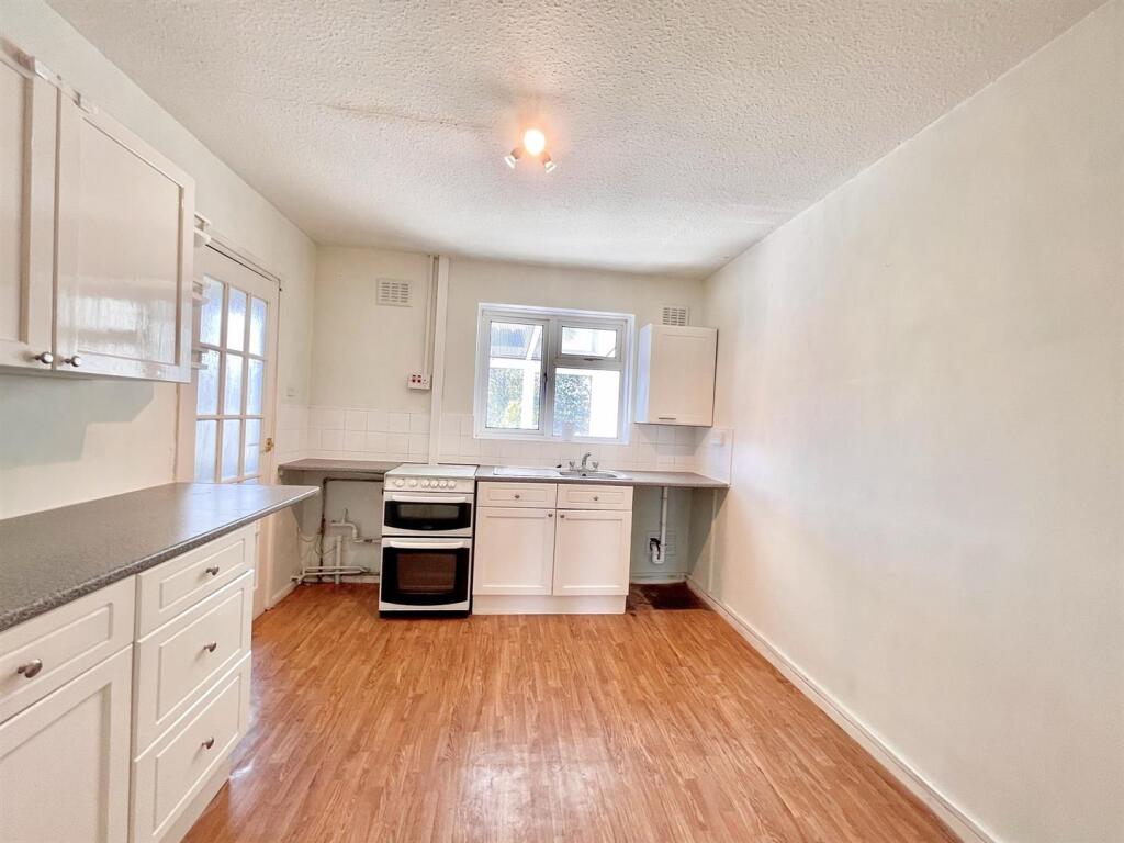 Additional image 3 of Greenlands Avenue, Redditch