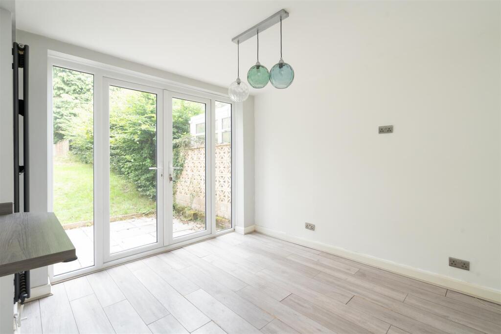 Additional image 5 of Rowlands Crescent, Solihull