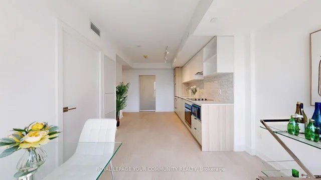 Additional image 14 of 252 Church St Unit 3812