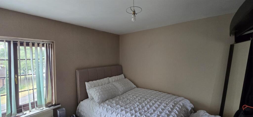 Additional image 16 of Stretton Road, Shirley