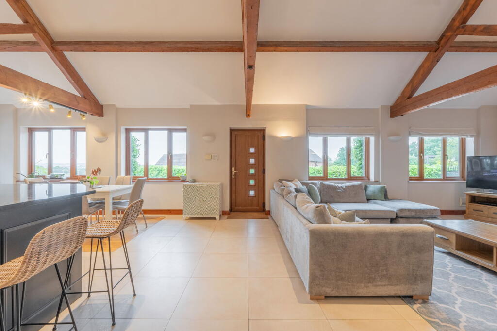 Additional image 9 of Longview Barn, Hewell Lane, Tardebigge, Worcestershire, B97 6QH