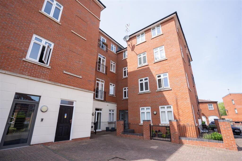 Additional image 17 of Waddeson House, 10-12 Gorcott Lane, Solihull