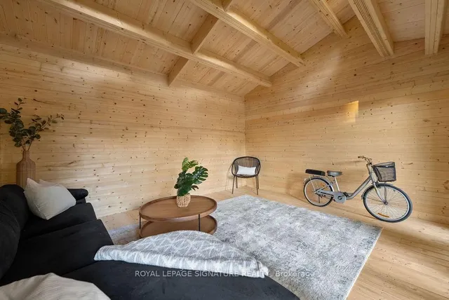 Additional image 43 of 102 Midland Ave