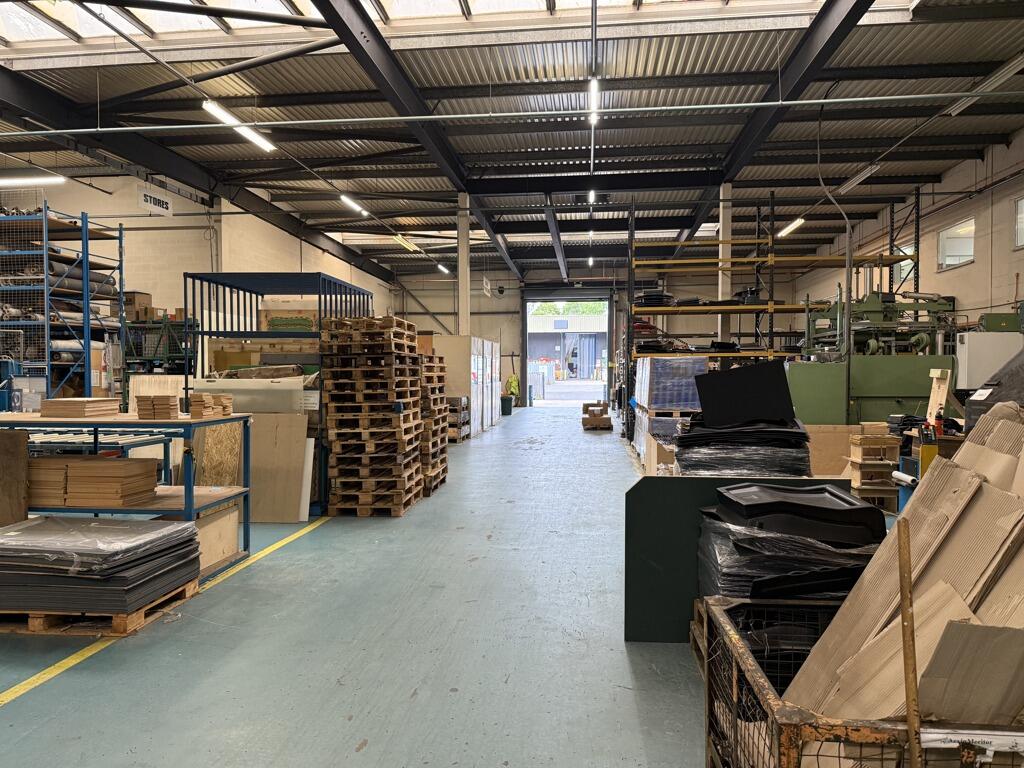 Additional image 17 of 20 Oxleasow Road, Redditch, Worcestershire, B98