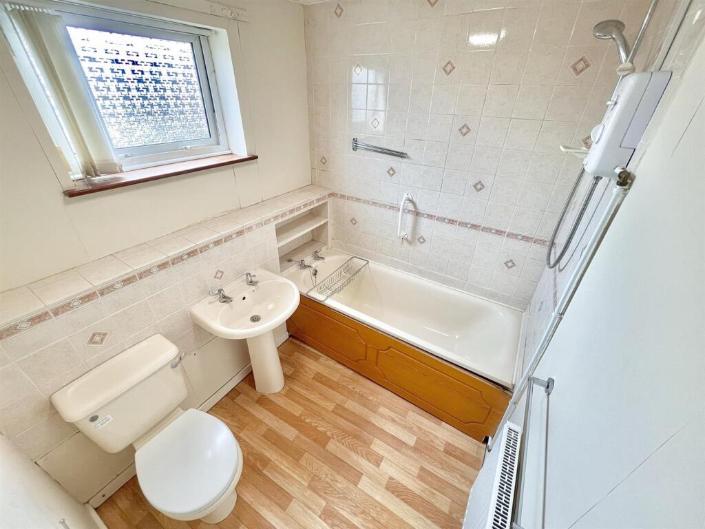 Additional image 6 of Eathorpe Close, Redditch