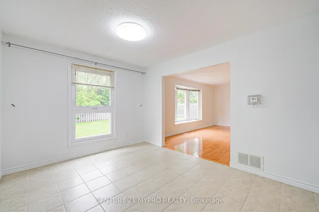 Additional image 14 of 27 Dalbret Cres