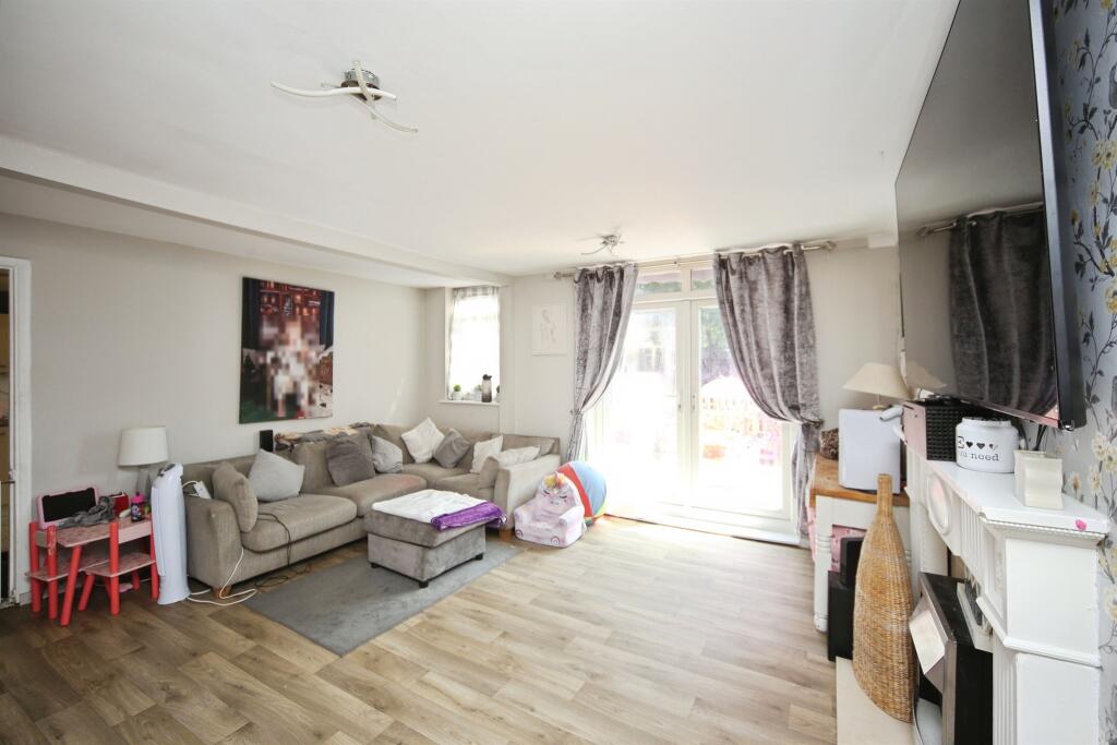 Additional image 2 of Ashorne Close, REDDITCH