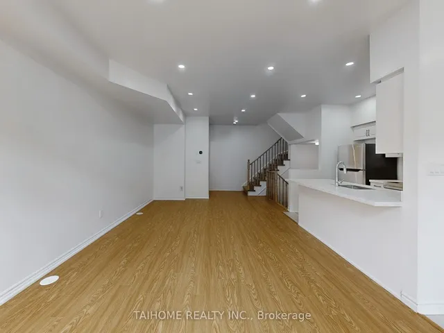 Additional image 10 of 8 Eaton Park Lane Unit 3