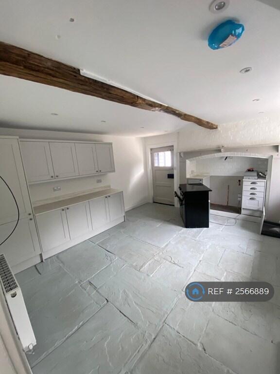 Additional image 2 of Rose Cottage, Worcs, B97