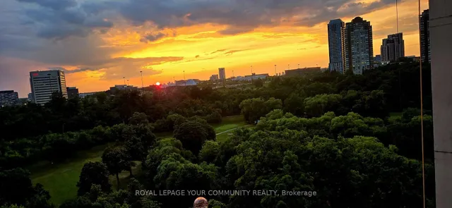 Additional image 17 of 20 Edgecliff Gfwy Unit 1218