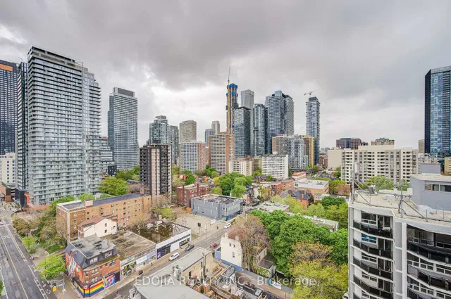 Additional image 18 of 81 Wellesley St Unit 1407