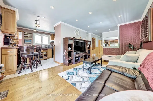 Additional image 10 of 837 Scarborough Golf Club Rd