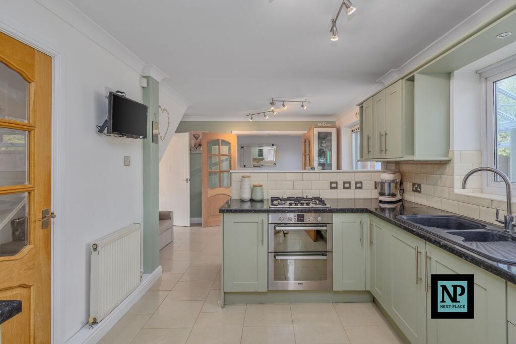 Additional image 8 of Newport, Amington, B77