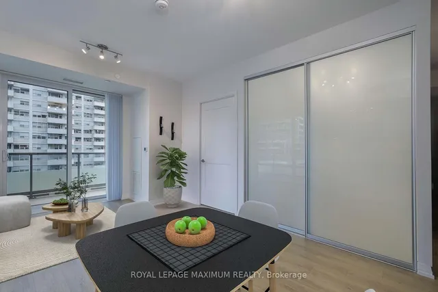 Additional image 14 of 50 Dunfield Ave Unit 719