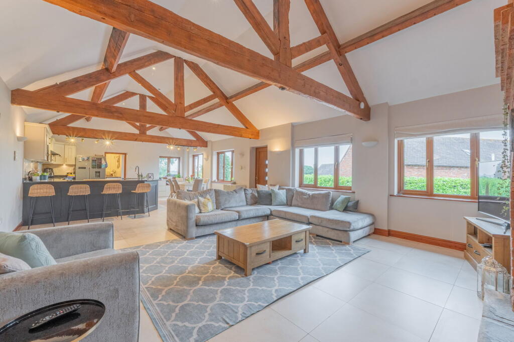 Additional image 10 of Longview Barn, Hewell Lane, Tardebigge, Worcestershire, B97 6QH