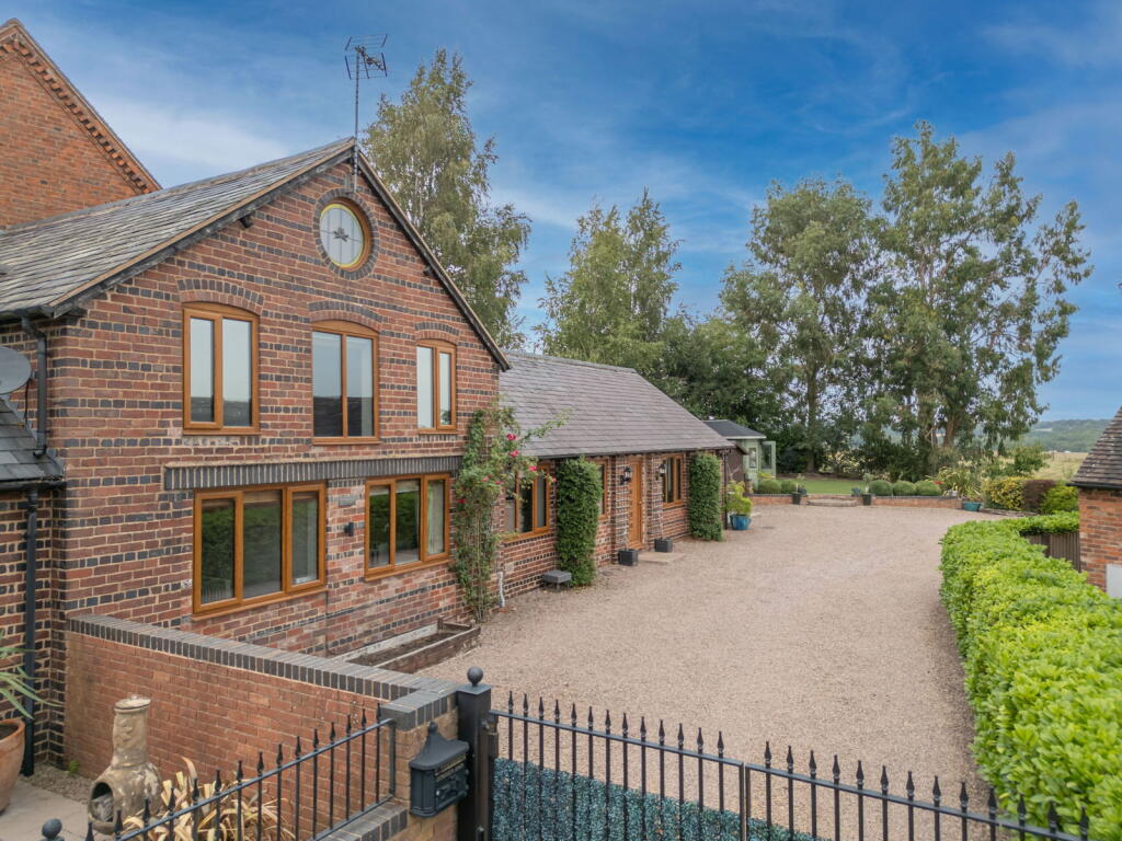Property image for Longview Barn, Hewell Lane, Tardebigge, Worcestershire, B97 6QH