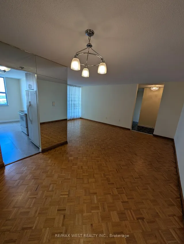 Additional image 10 of 205 Hilda Ave Unit 1306