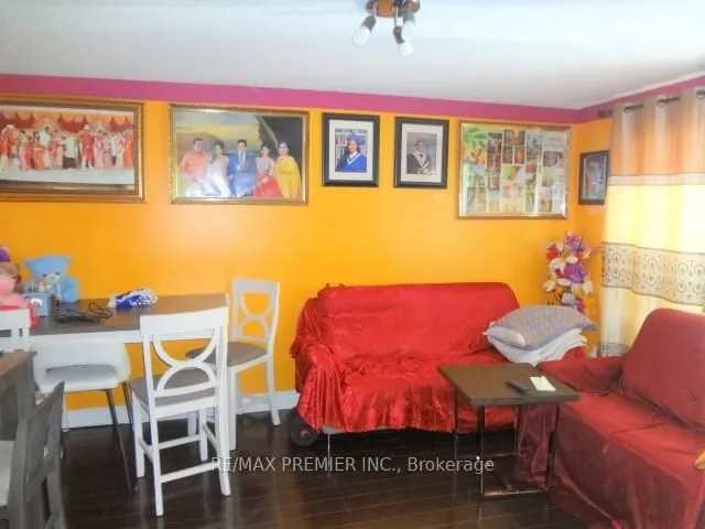 Additional image 5 of 4 Teresa Crt