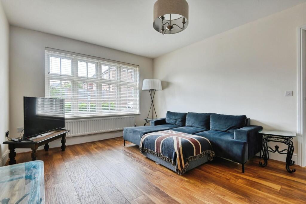 Additional image 4 of Alstonefield Close, Amington, Tamworth