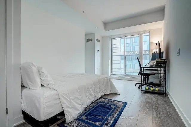 Additional image 21 of 543 Richmond St Unit 307