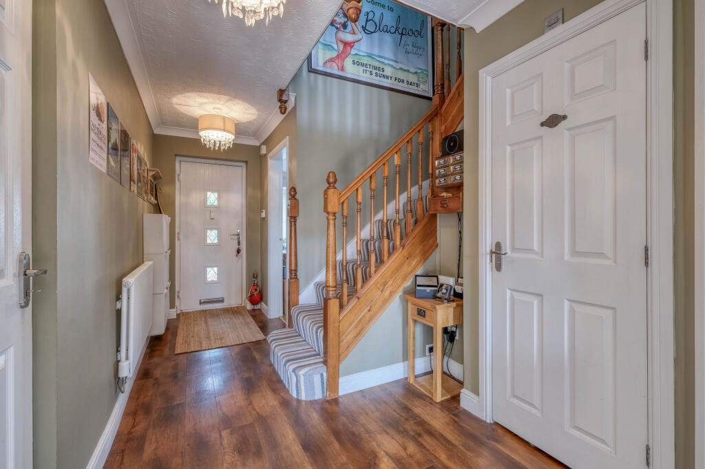Additional image 7 of Hoveton Close, Redditch, B98