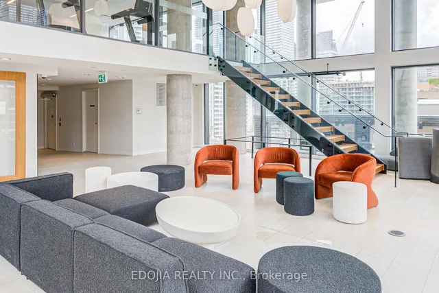 Additional image 23 of 81 Wellesley St Unit 1407