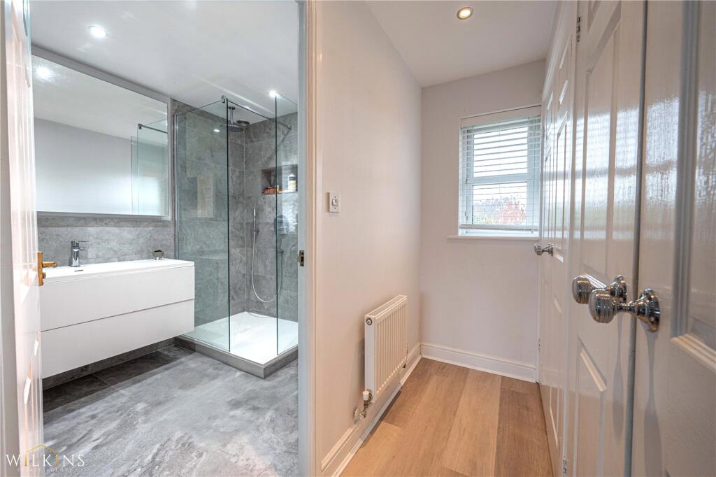 Additional image 19 of Kempton Drive, Dosthill, Tamworth, Staffordshire, B77