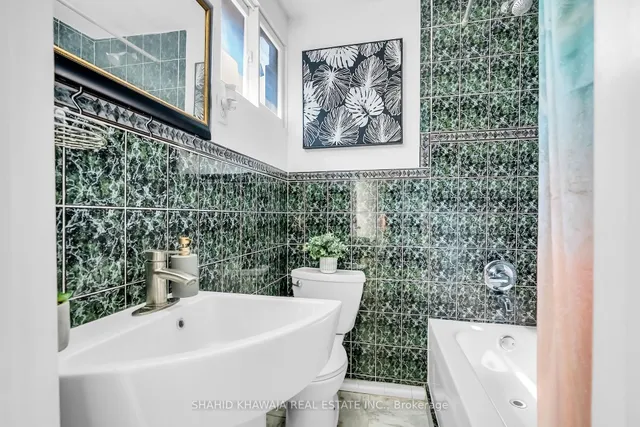 Additional image 19 of 58 Pauline Ave