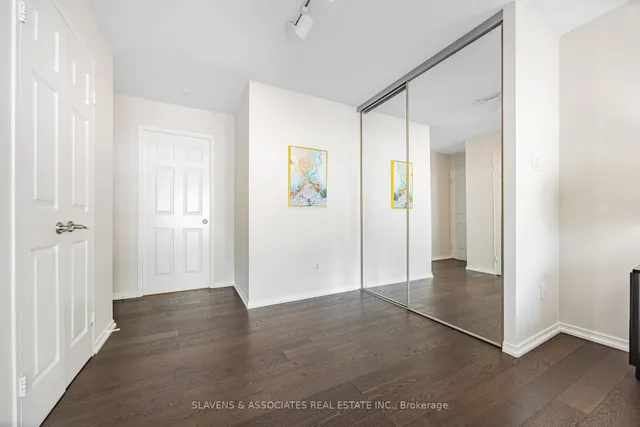 Additional image 24 of 18 Lower Village Gate Unit 108