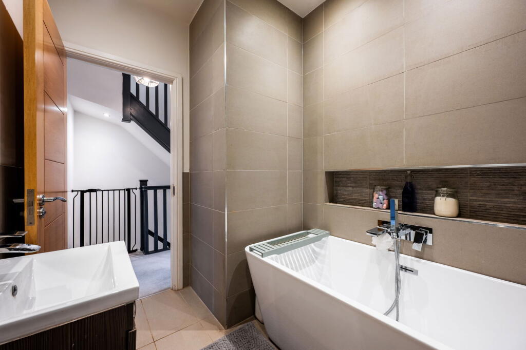 Additional image 22 of Dunns Lane, Dordon, Tamworth, B78 1RR