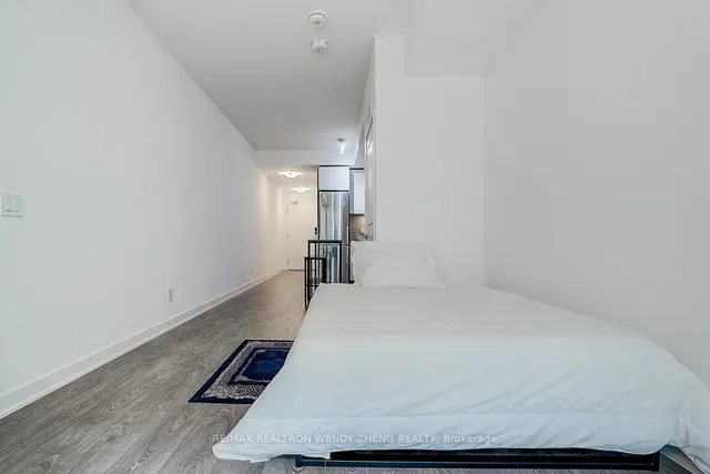 Additional image 25 of 543 Richmond St Unit 307