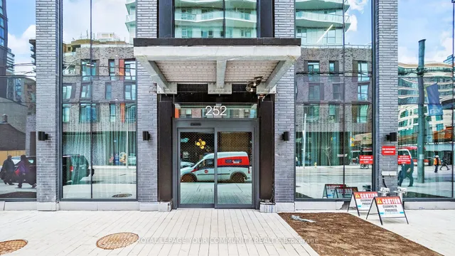 Additional image 2 of 252 Church St Unit 3812