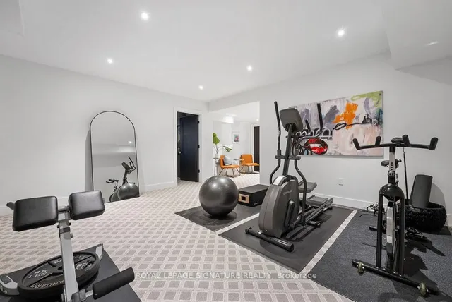 Additional image 36 of 102 Midland Ave