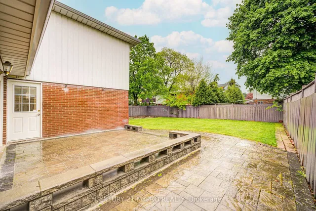 Additional image 44 of 27 Dalbret Cres