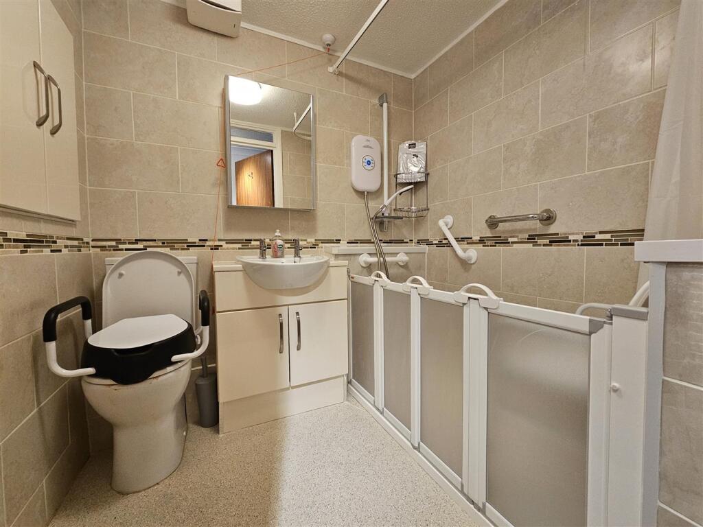 Additional image 10 of Fernleigh Court, Kelvedon Grove, Solihull