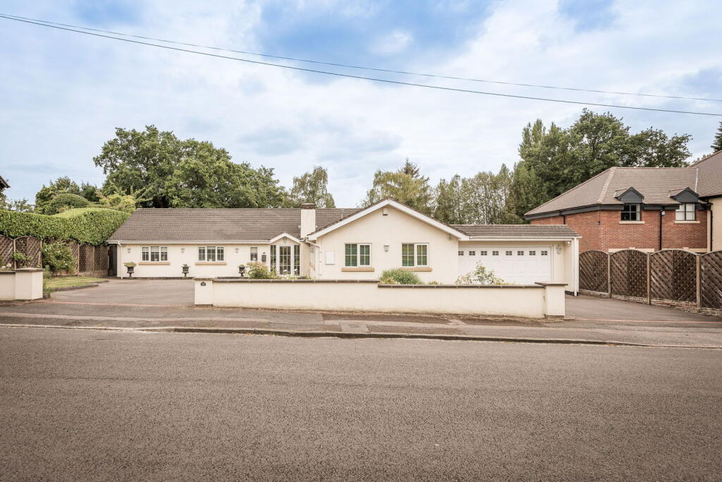 Barker Road, Sutton Coldfield, B74 2NY