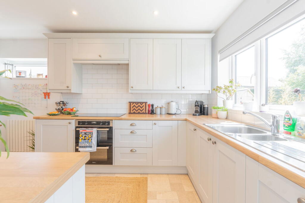 Additional image 10 of The Lodge, Alcester Road, Studley, B80 7NY