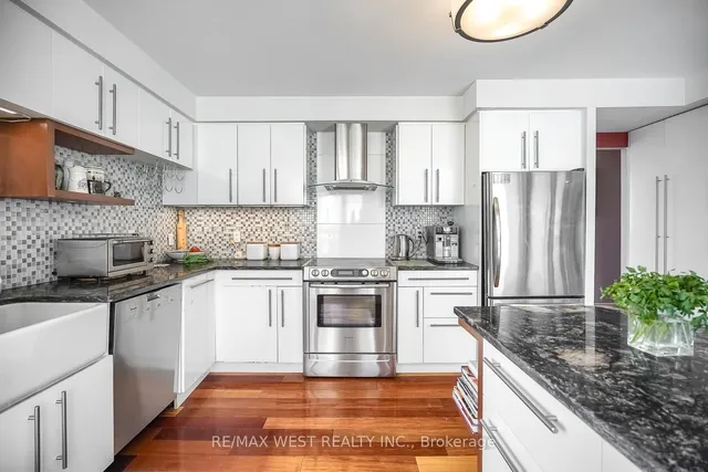 Additional image 25 of 2285 Lake Shore Blvd Unit 602