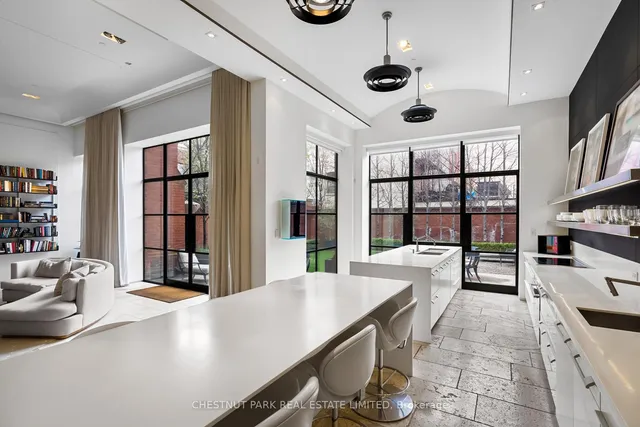 Additional image 17 of 310 Palmerston Blvd