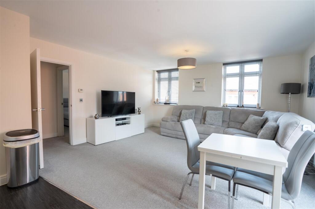 Additional image 5 of Waddeson House, 10-12 Gorcott Lane, Solihull
