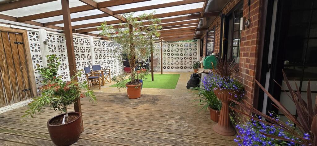 Additional image 17 of Stretton Road, Shirley