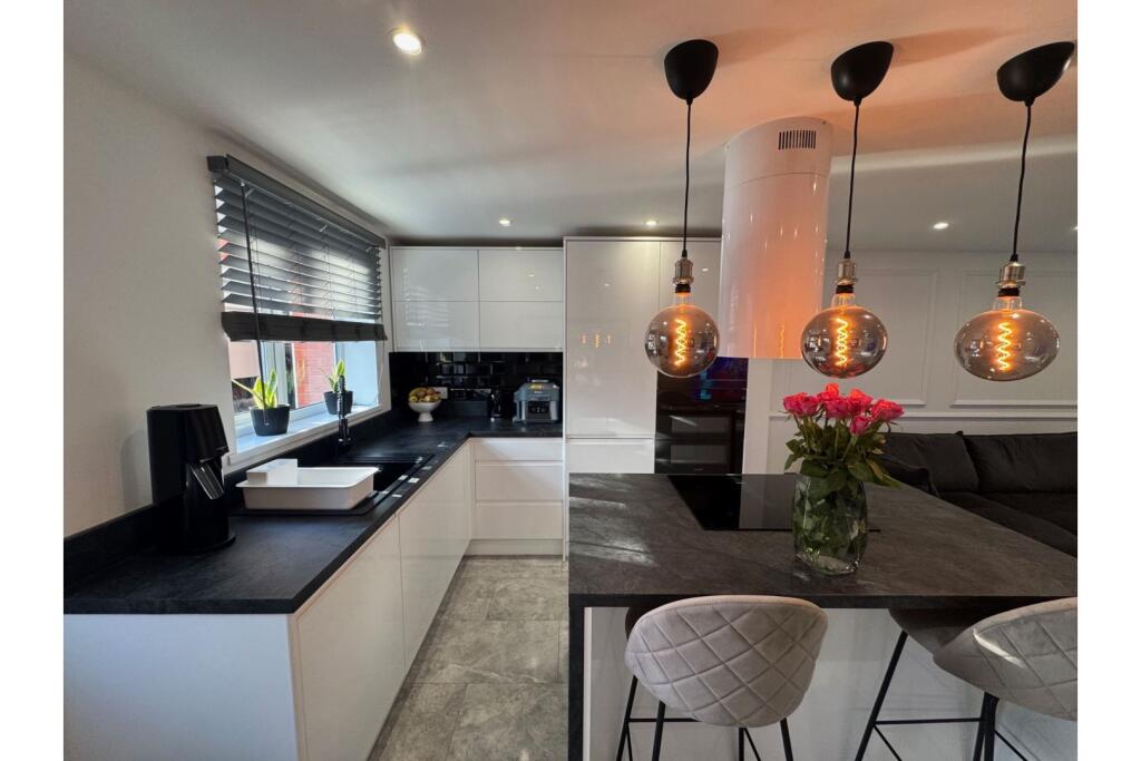 Additional image 4 of Marchwood Close, Redditch, B97