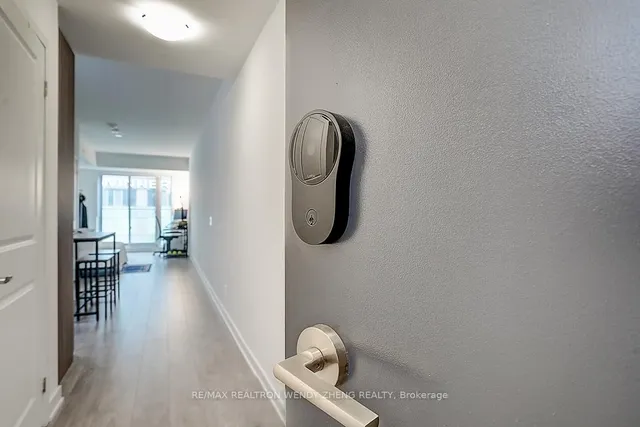 Additional image 8 of 543 Richmond St Unit 307