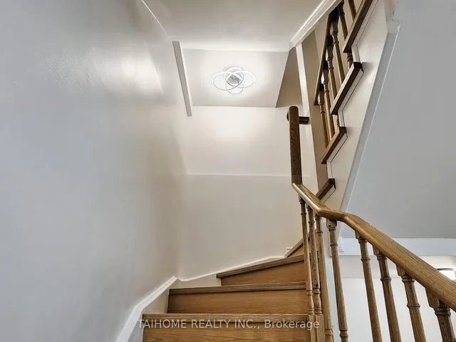 Additional image 14 of 8 Eaton Park Lane Unit 3