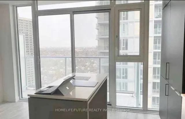 Additional image 15 of 33 Helendale Ave Unit 1802